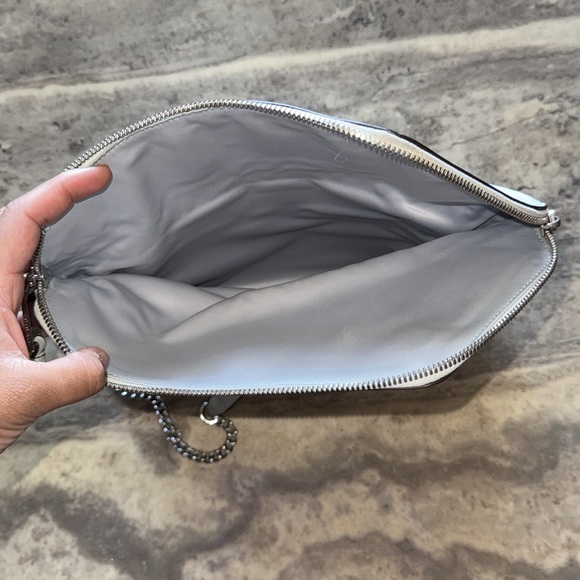 Henri Bendel Crossbody with Detachable Chain - Picture 9 of 10